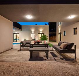 6 bedroom villa with heated pool near Omis, sleeps 12